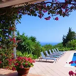 Selecta Casa Esmerdo Estepona