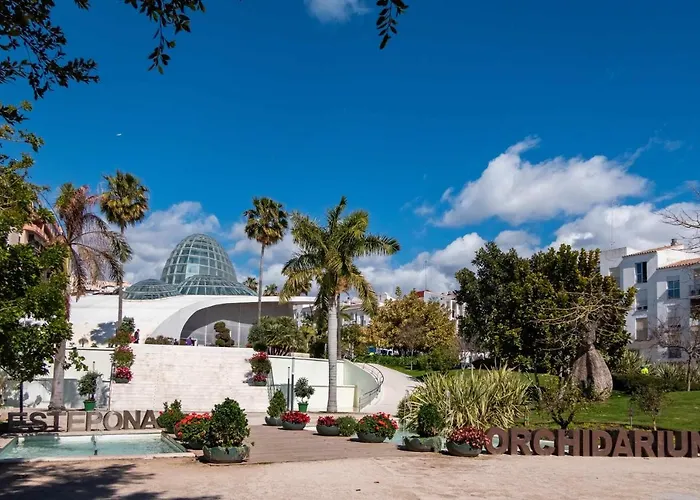 Selecta Casa Esmerdo Semesterbostad