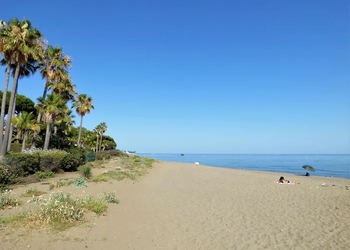 Selecta Casa Esmerdo Semesterbostad Estepona