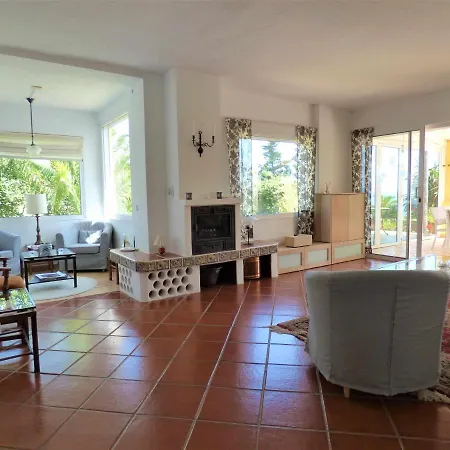 בית נופש Selecta Casa Esmerdo *
